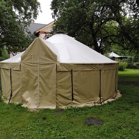فندق Jurten Im Garten Eden Bub Gutzkow المظهر الخارجي الصورة